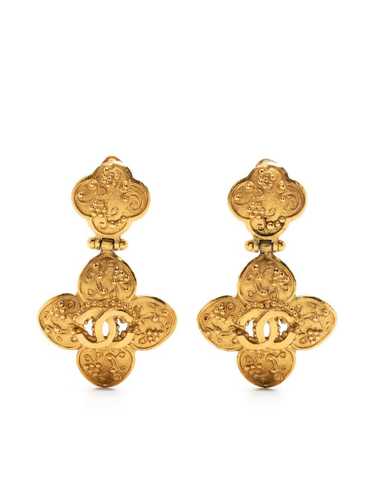 CHANEL Pre-Owned 1996 CC drop clip-on earrings - … - image 1