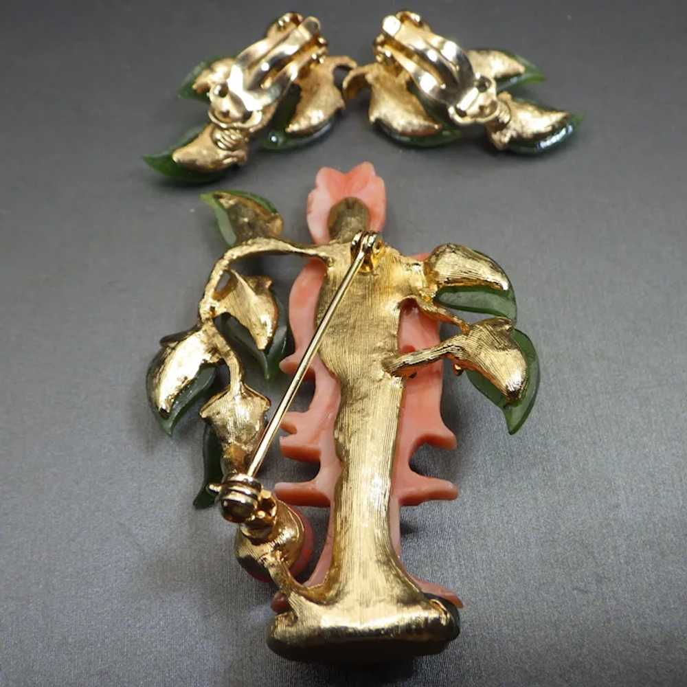 Very Rare Carved Coral and Jade Set, Brooch and C… - image 5