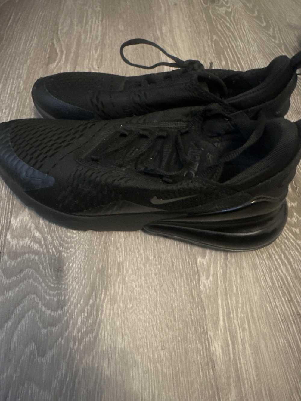 Nike Air Max 270 - image 2