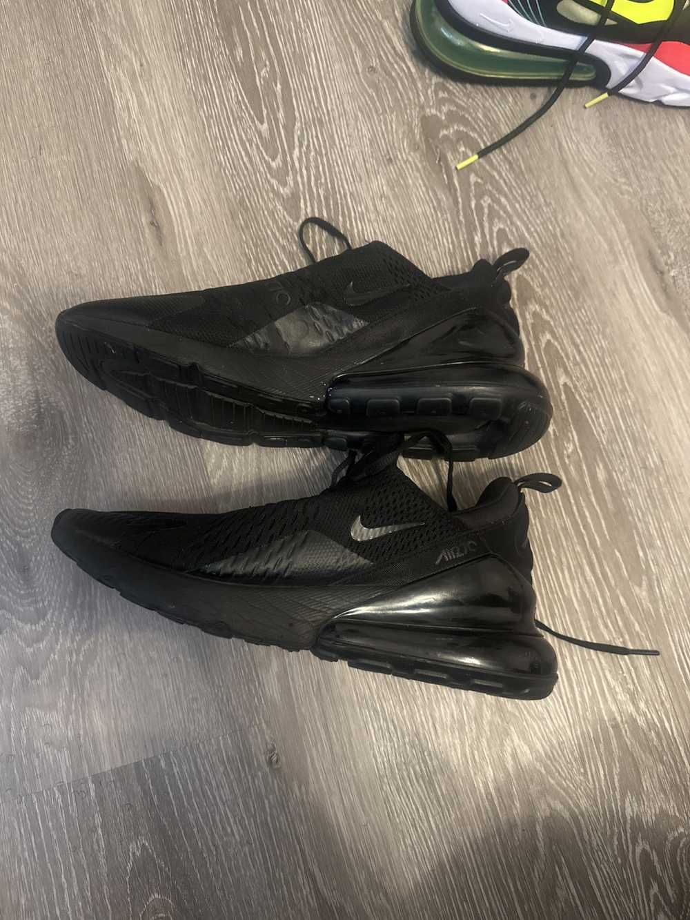 Nike Air Max 270 - image 6