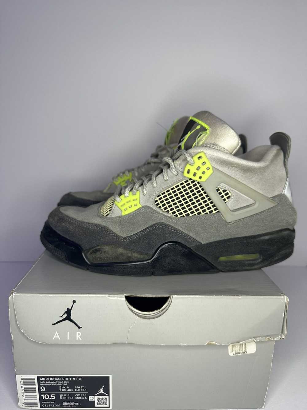 Jordan Brand Jordan 4 SE “95 Neon” Size 9 - image 5