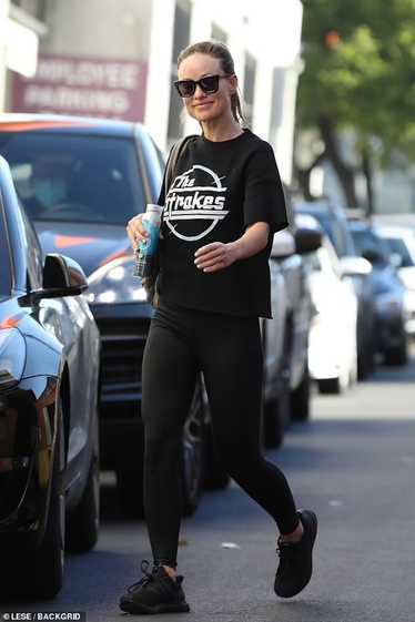 Band Tees × Streetwear × Vintage Olivia Wilde wear