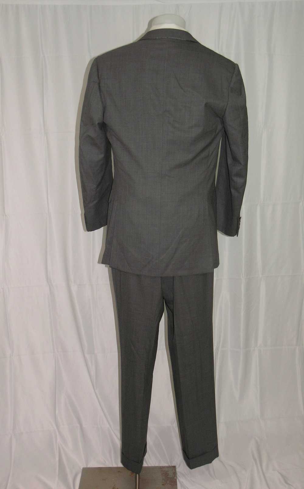 Ermenegildo Zegna Vintage Gray Chevron Weave Thre… - image 2