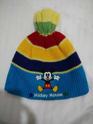 https://img.gem.app/848646509/1t/1697924822/disney-mickey-mouse-vintage-mickey-mouse-beanie.jpg