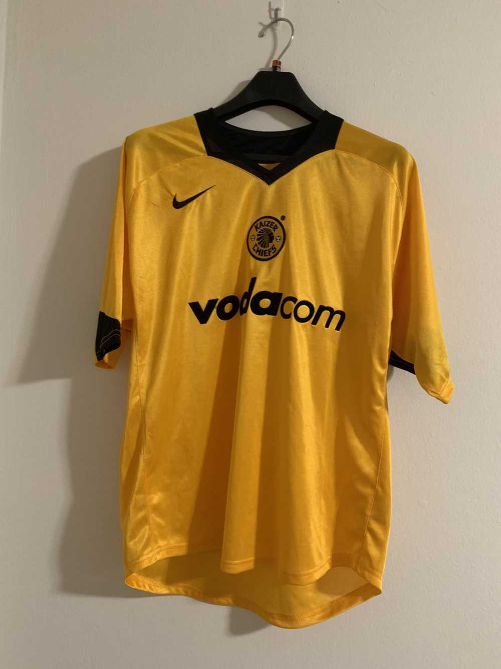 Soccer Jersey Rare Kaizer Chiefs home kit - image 1