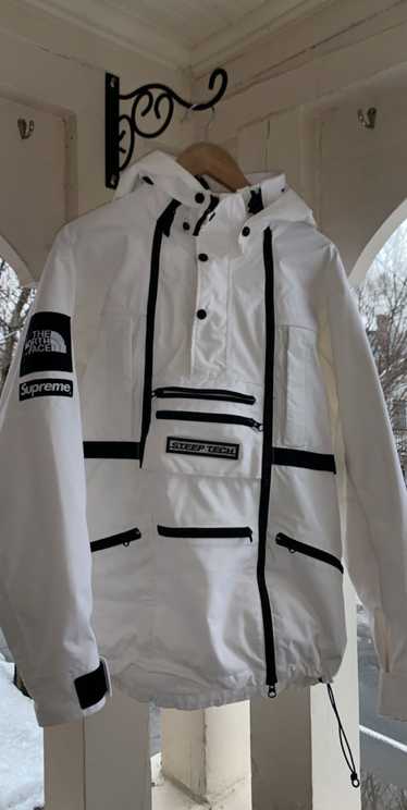 Supreme north face jacket white online