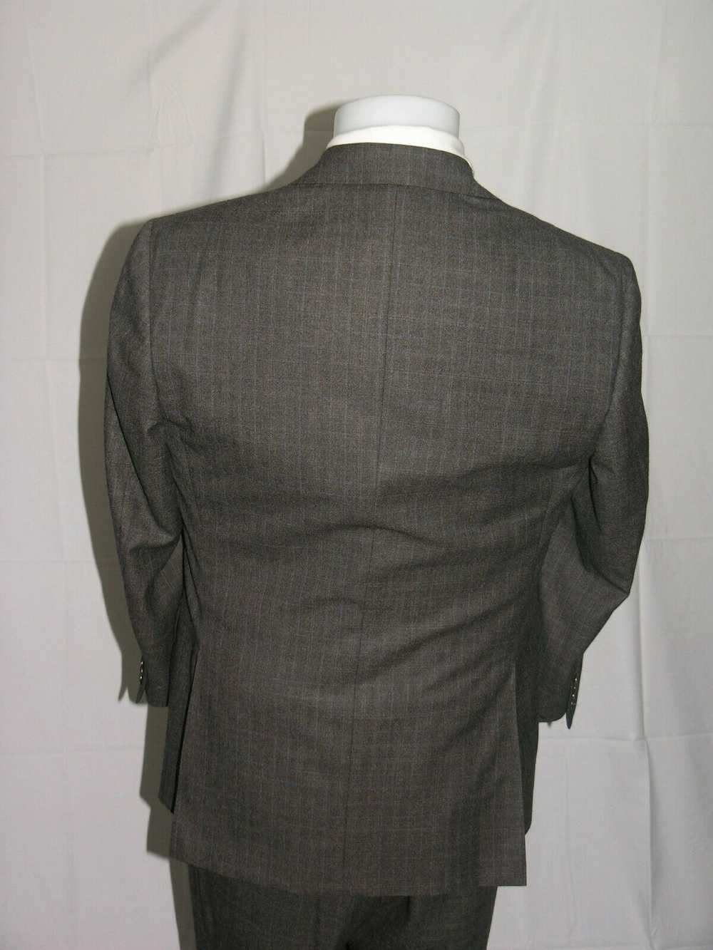 Canali Three Roll Two Super 130 Suit 38S - image 8