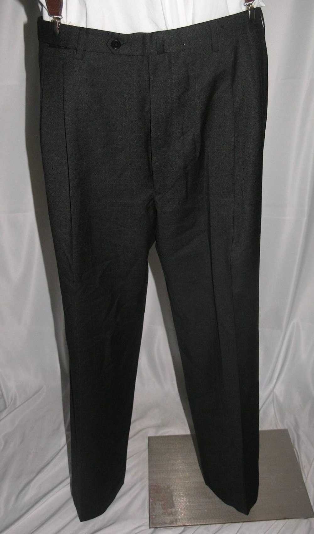 Davenza Roma Hand Tailored Three Button Suit 46L - image 10