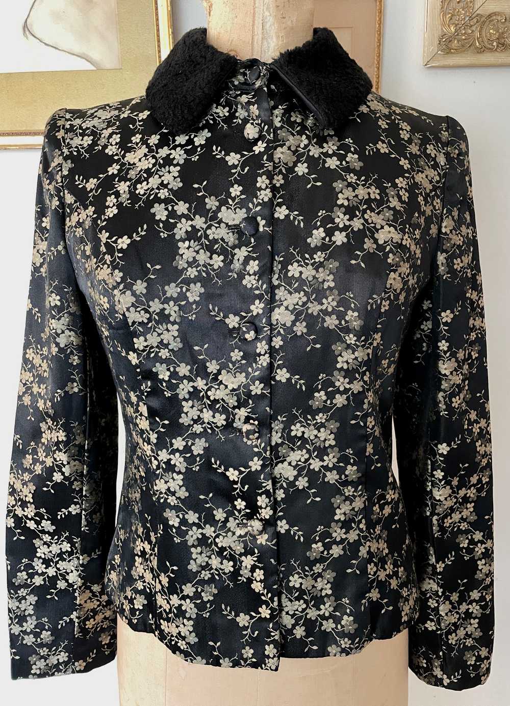 Y2K Black Floral Brocade Jacket - Size M - image 3
