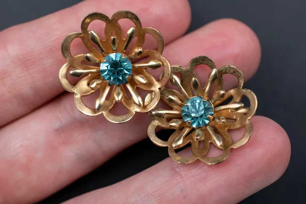 Gold flower earrings clip on, vintage blue crysta… - image 2