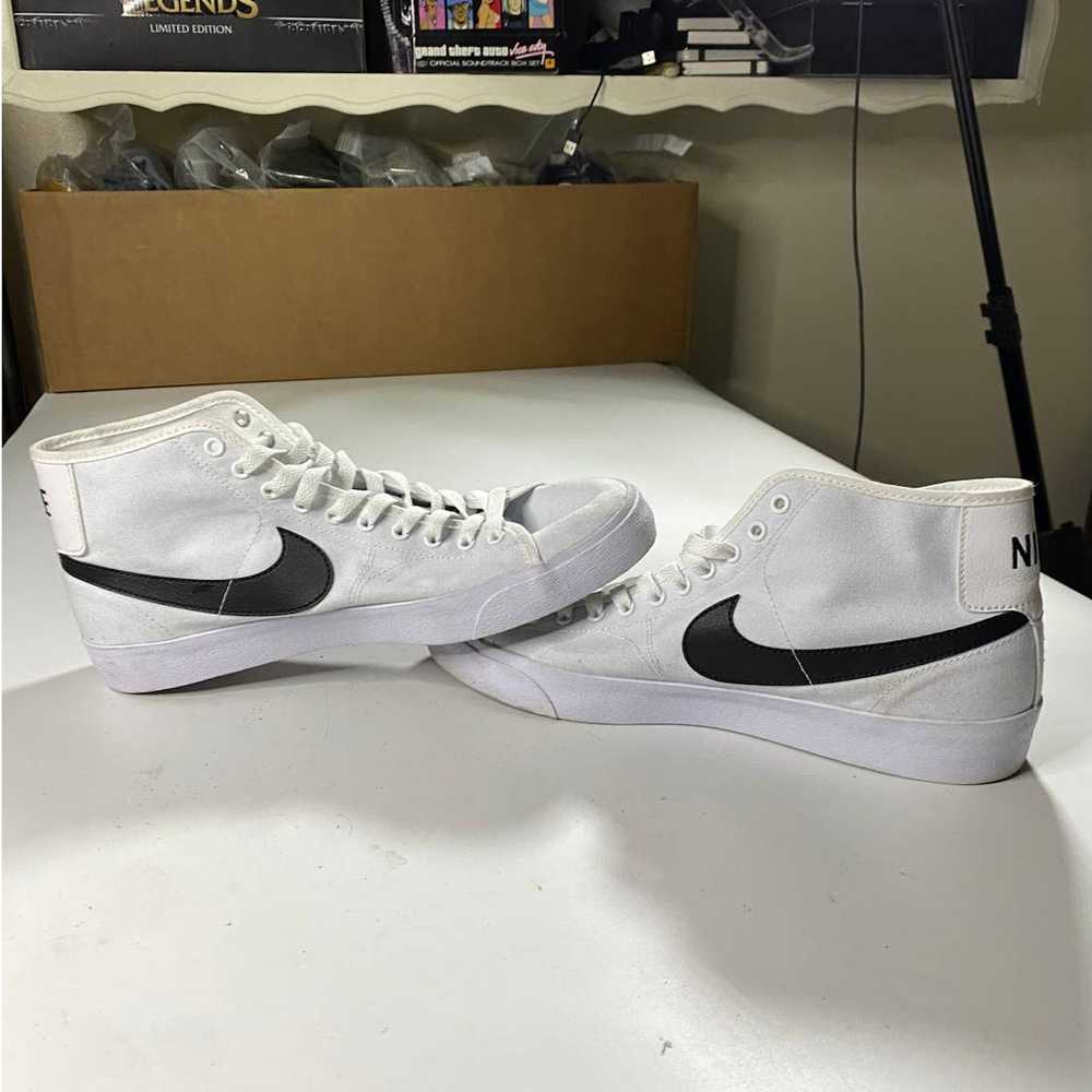 Nike Nike SB Blazer Court Mid Sneakers Men's Size… - image 6