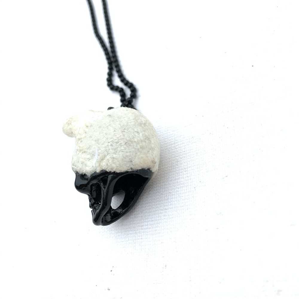 Undercover Mouse Skull Necklace - image 4