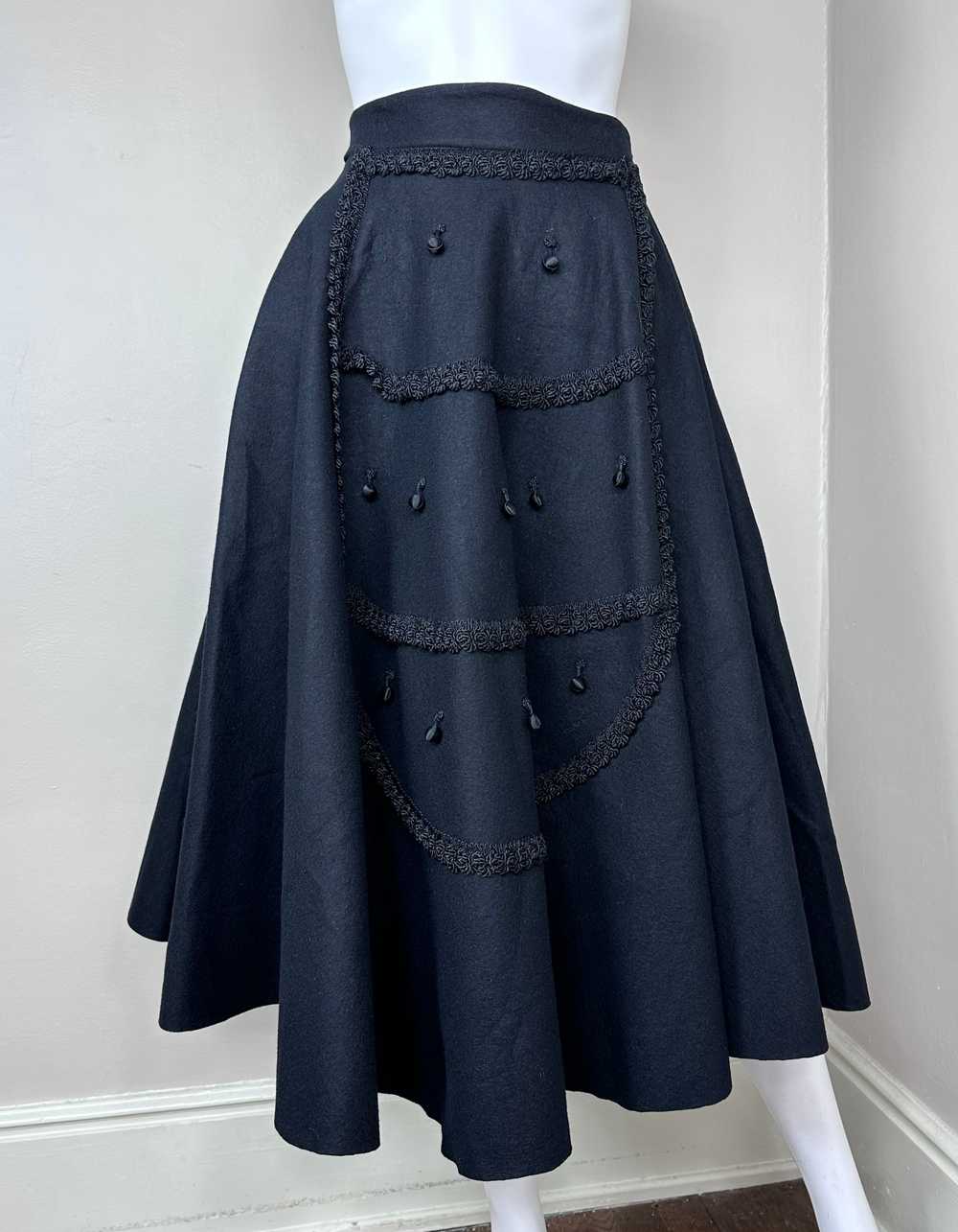 1950s Black Felt Circle Skirt, Embellished, Size … - image 3