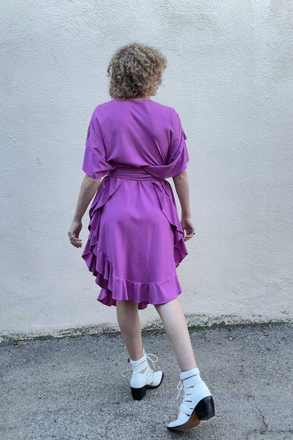 Electric Feathers Fuchsia Ruffle Silk Caftan - image 7