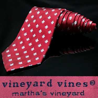 Vineyard Vines Vineyard Vines Red Saint Sports Un… - image 1