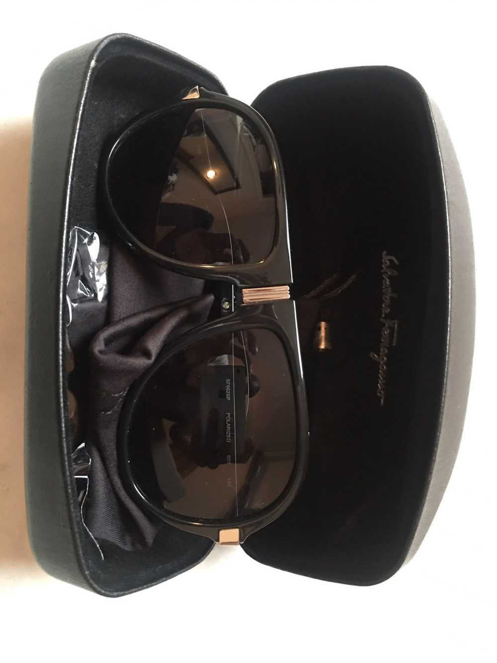 Salvatore Ferragamo Salvatore Ferragamo Black Fol… - image 4