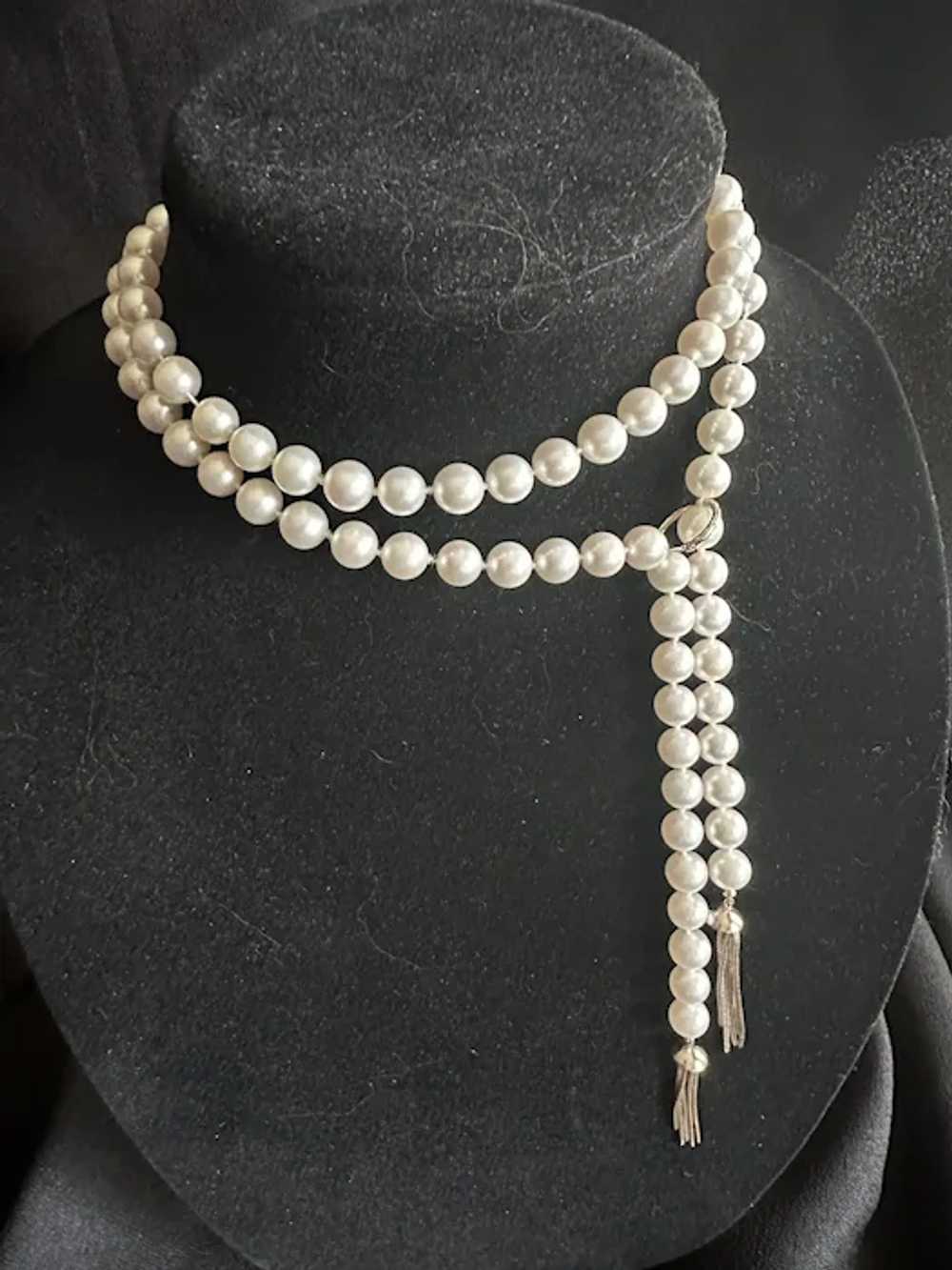 Vintage Pearl Lariat Necklace w/Gold Tassels 7-8mm - image 8