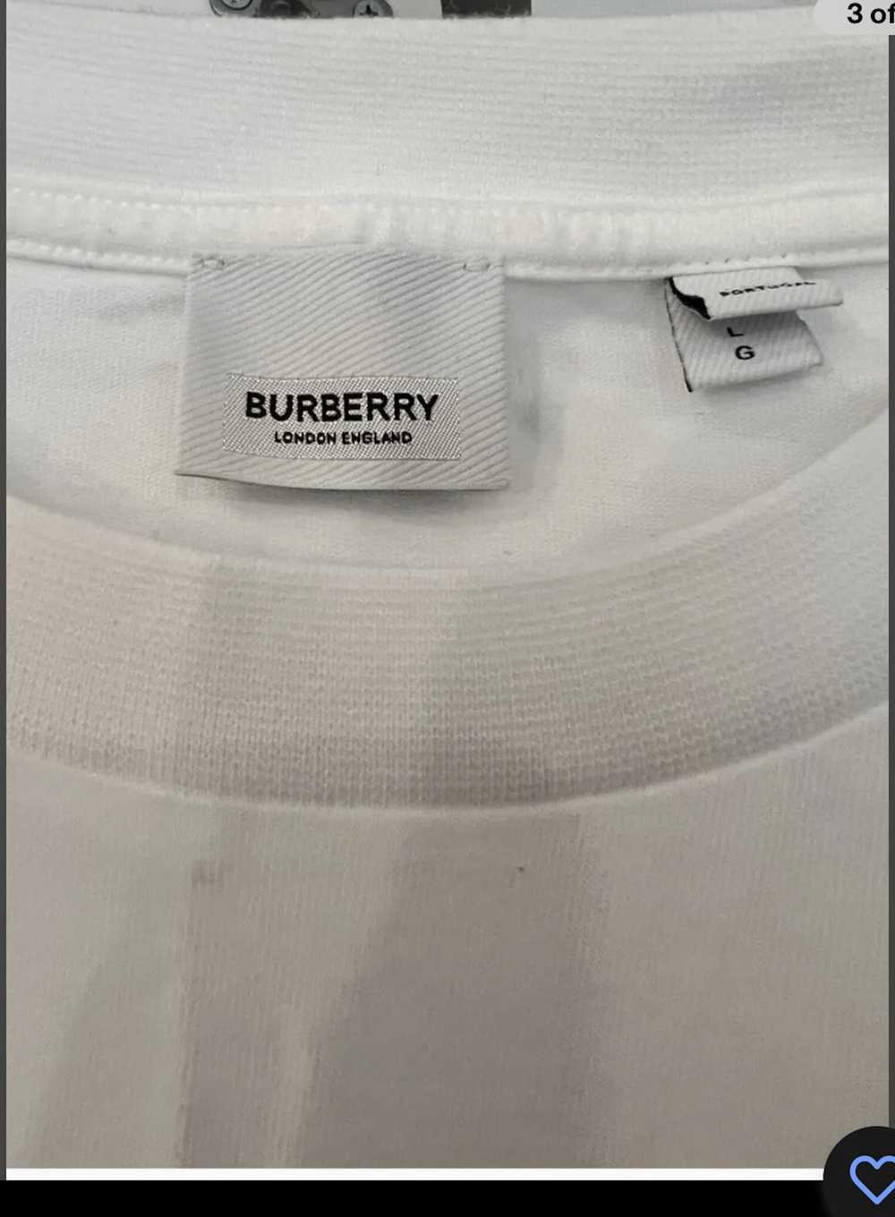 Burberry Burberry t shirt dry clean no stains wor… - image 5