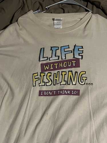 Vintage Classic FISHING T-Shirt