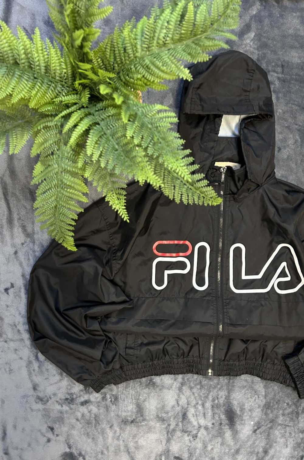 Fila × Streetwear × Vintage 90s Vintage Fila Ligh… - image 2