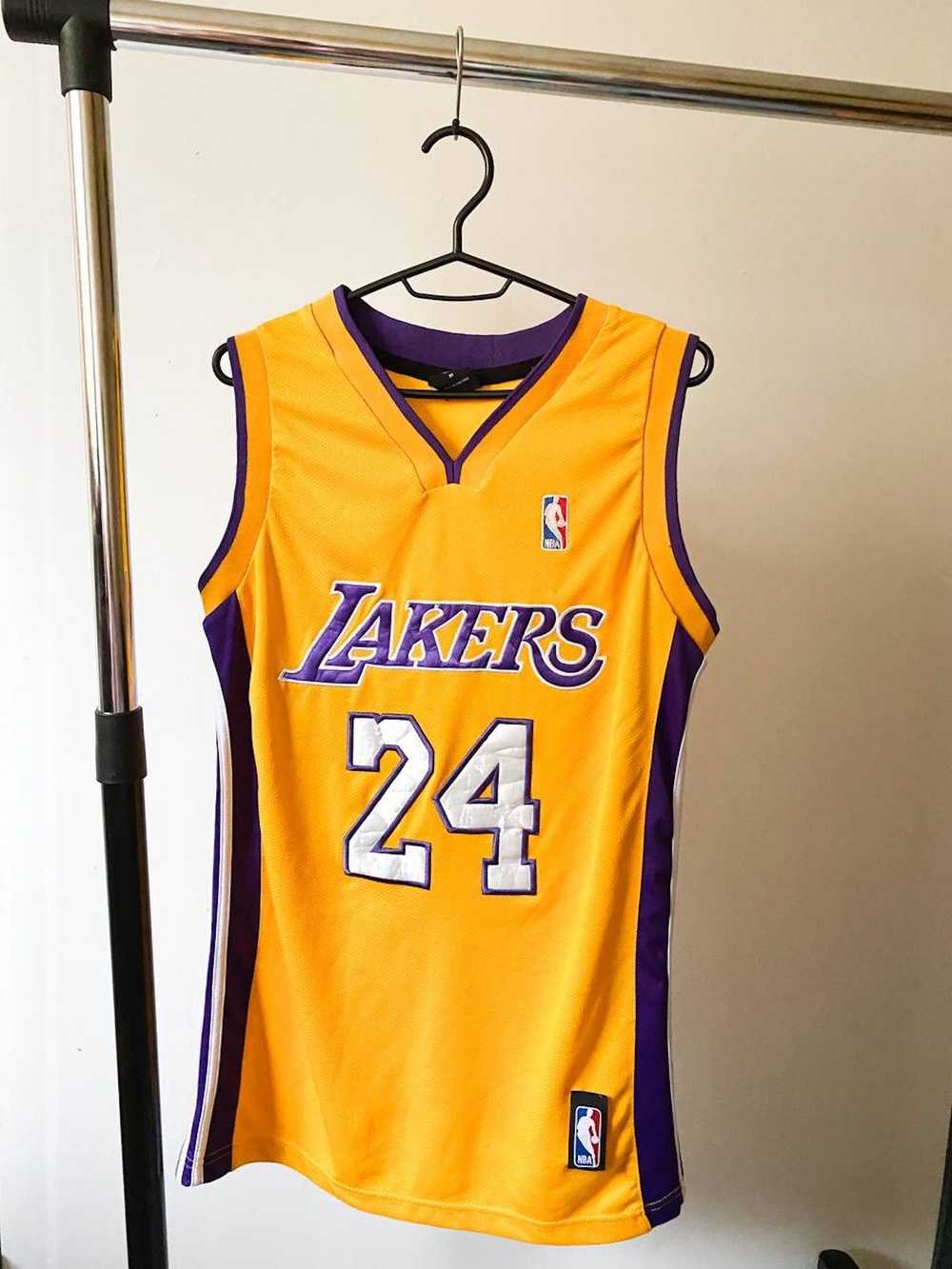 Fan Apparel × NBA × Vintage Lakers Kobe Bryant Vi… - image 1