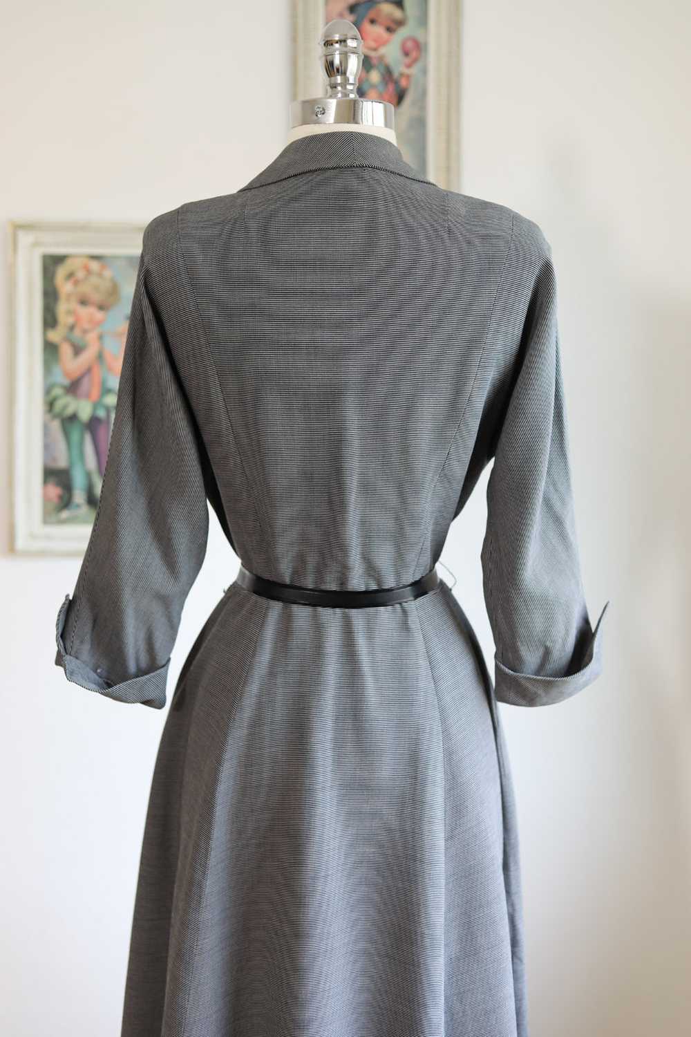 Vintage 1940s Dress - SHARP Black White Woven Str… - image 7