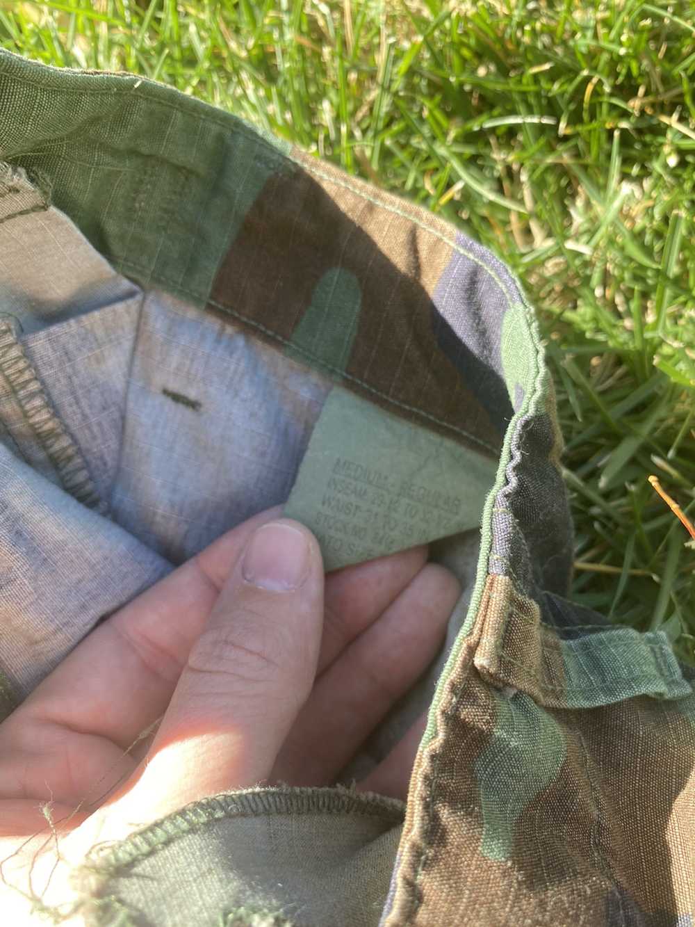 Vintage Vintage Camo Cargo Pants - image 3