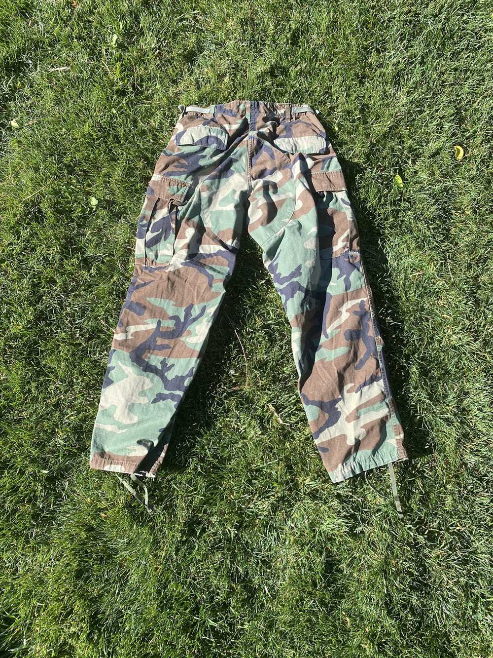 Vintage Vintage Camo Cargo Pants - image 4