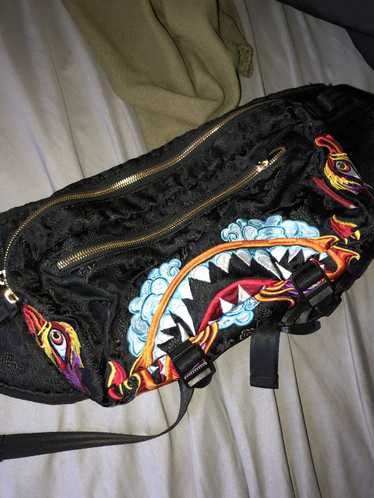 SPRAYGROUND 'Camoflage Trinity Shark' Cross-body Bag (Camo)  910B4879NSZ99000