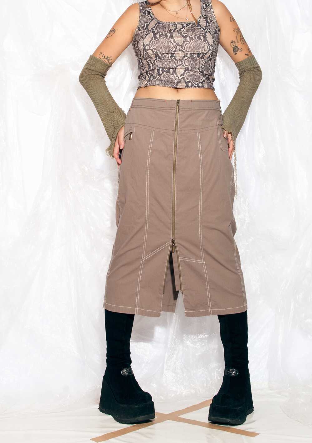 Vintage Y2K Cargo Midi Skirt in Brown with Zip Fr… - image 2