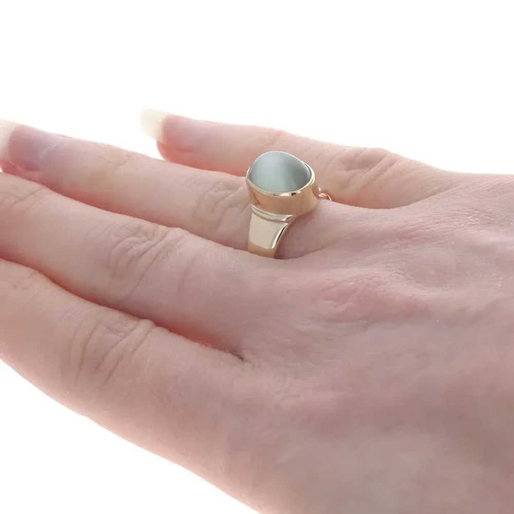 Yellow Gold Moonstone Solitaire Ring - 14k Oval C… - image 2