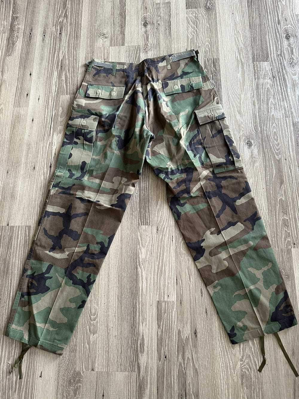 Camo × Jean Vintage Army Cargo Pants - image 2