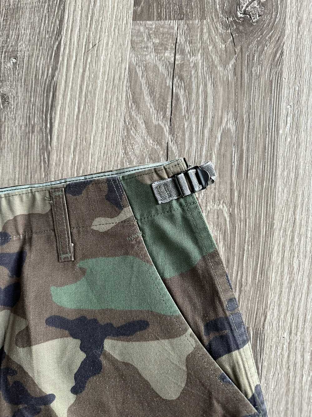 Camo × Jean Vintage Army Cargo Pants - image 3