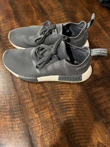 Nmd r1 clearance grey gum