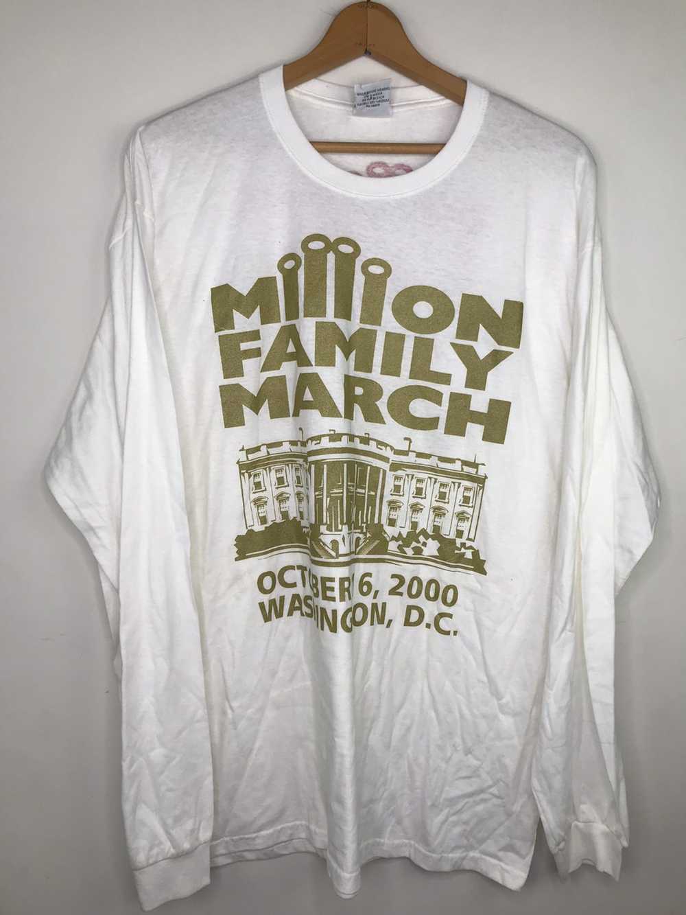Vintage Vintage Million Family March Tee Shirt Ra… - image 1