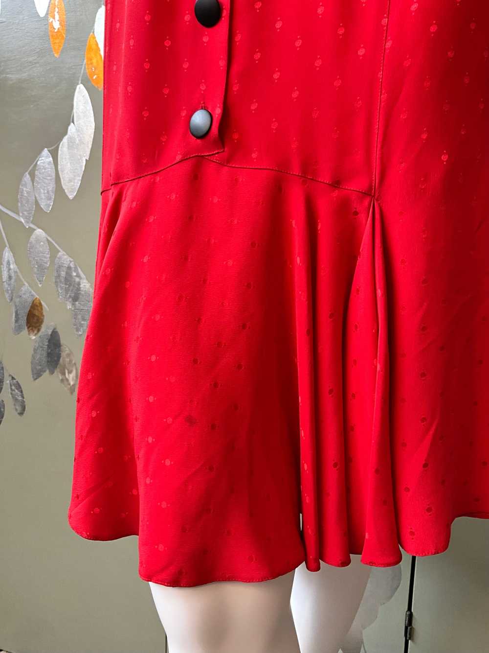 Vintage 1980s Red Louis Féraud Silk Tea Dress, M-L - image 4