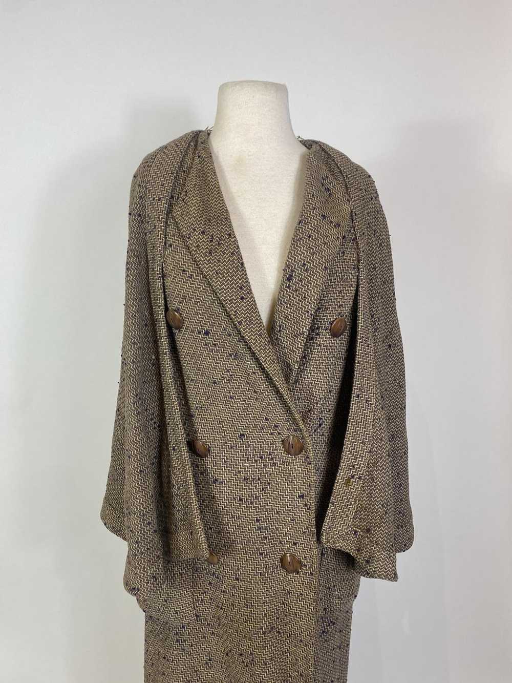 1920s Brown Herringbone Wool Tweed Cape and Hat S… - image 5