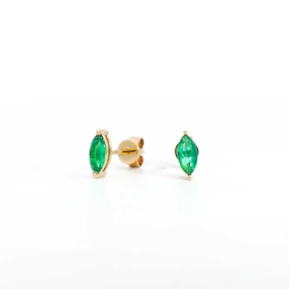 14K Solid Gold Marquise Cut Natural Emerald 8MM P… - image 9