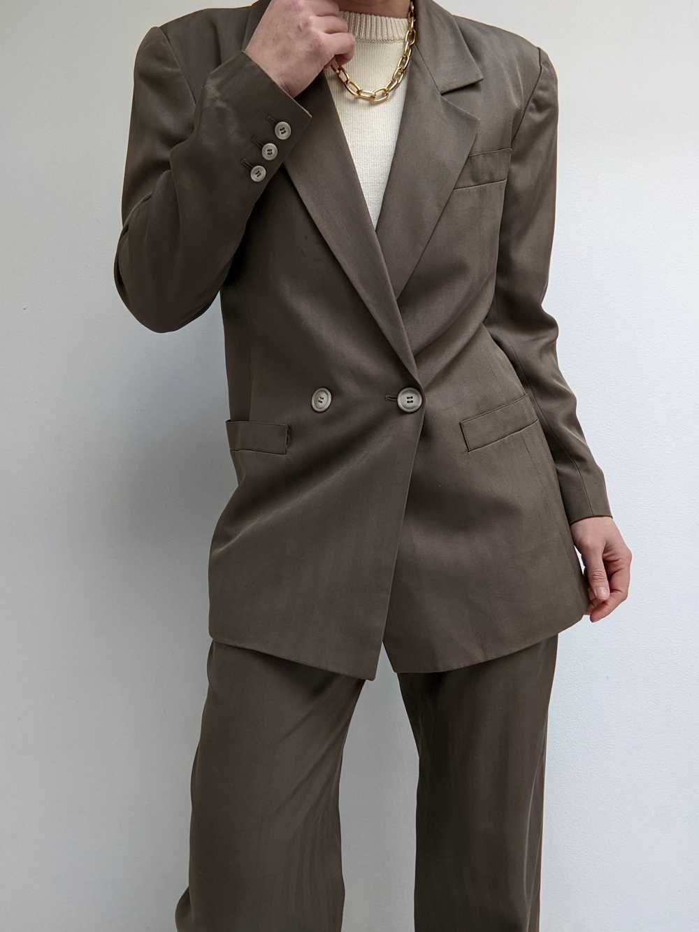 Gorgeous Vintage Silk Herringbone Pant Suit - image 3