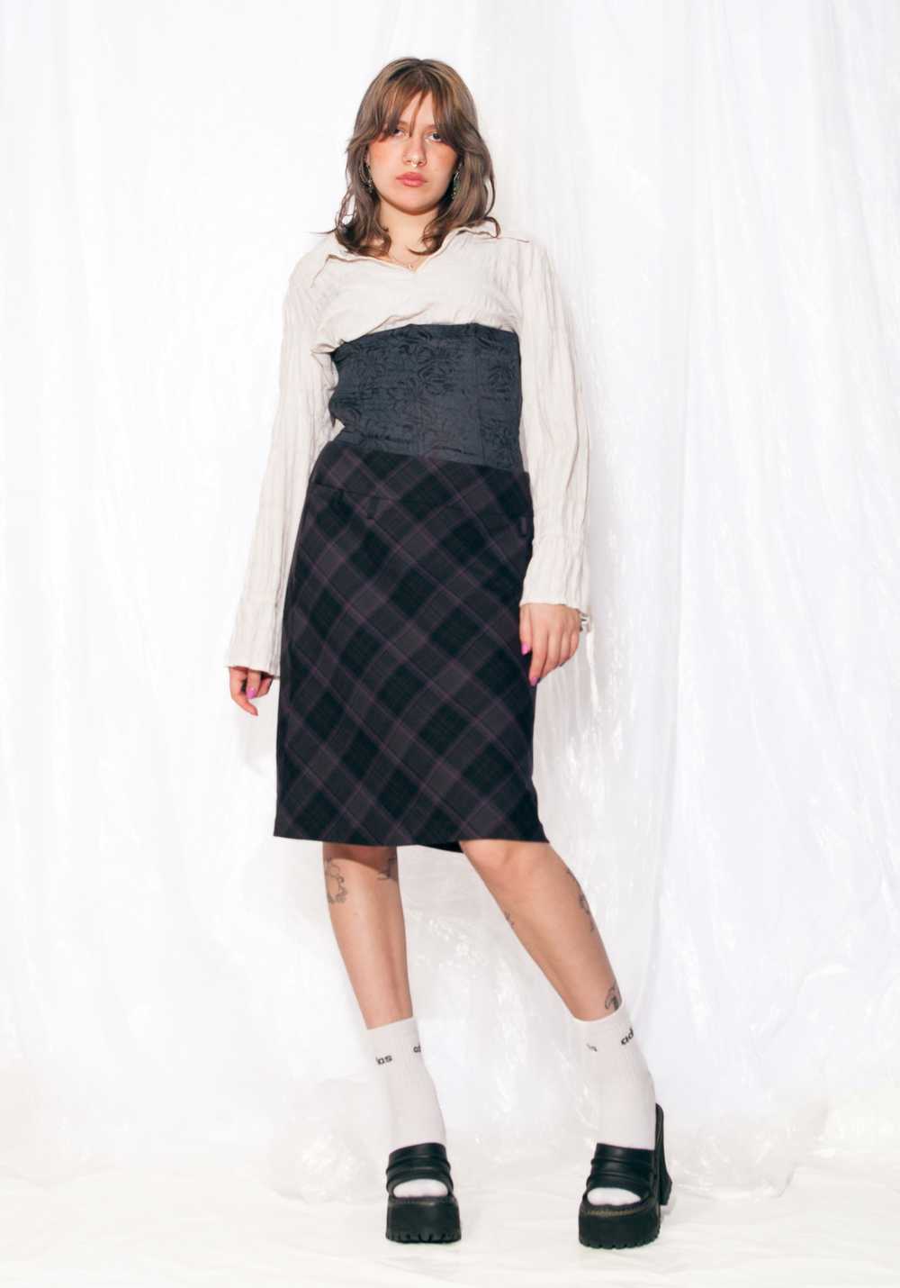 Vintage Skirt Y2K Preppy Midi in Purple Plaid - image 3