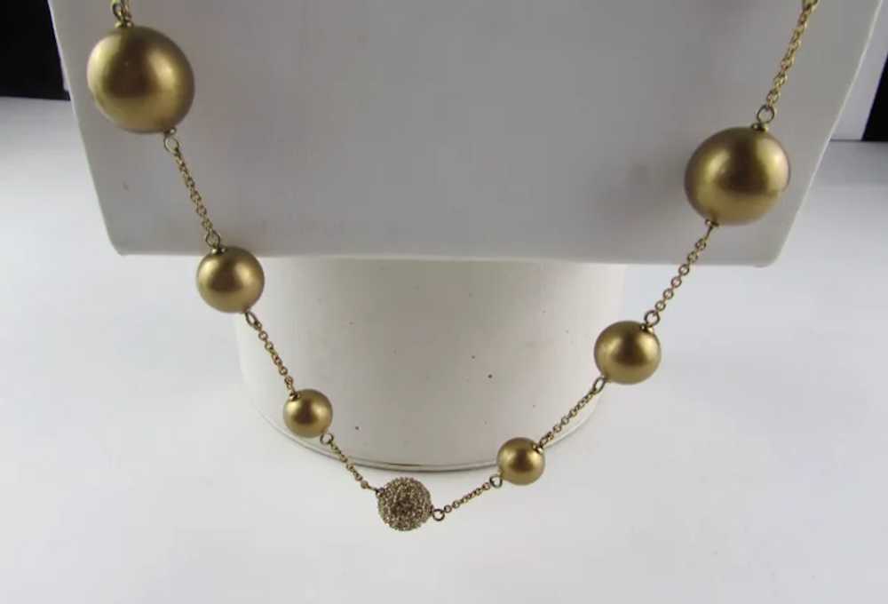 Carolee Gold Tone Necklace With Faux Gold Tone Pe… - image 3