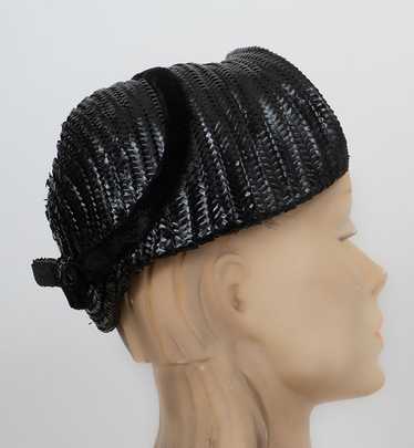 1950s Black Straw and Velvet Cloche