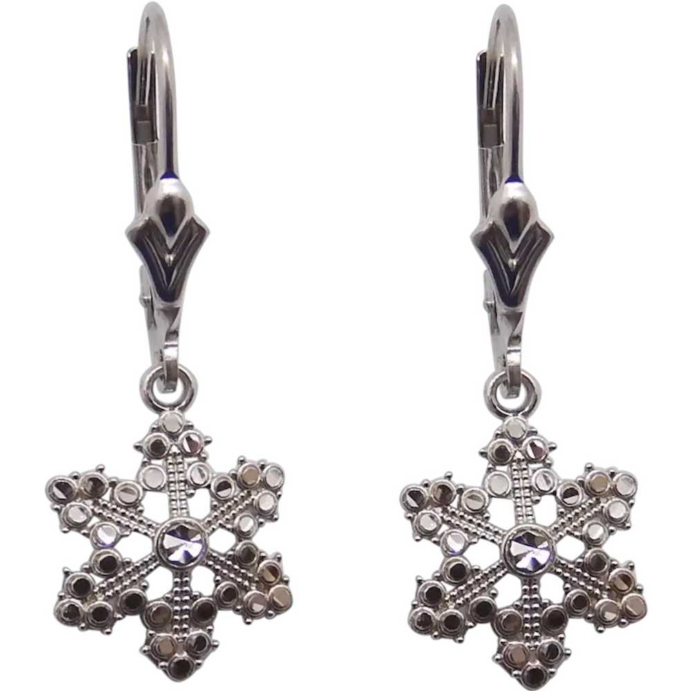 Diamond-Cut Snowflake Dangle Earrings 14k White G… - image 1