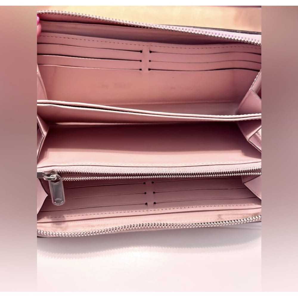 Louis Vuitton Zippy leather purse - image 5
