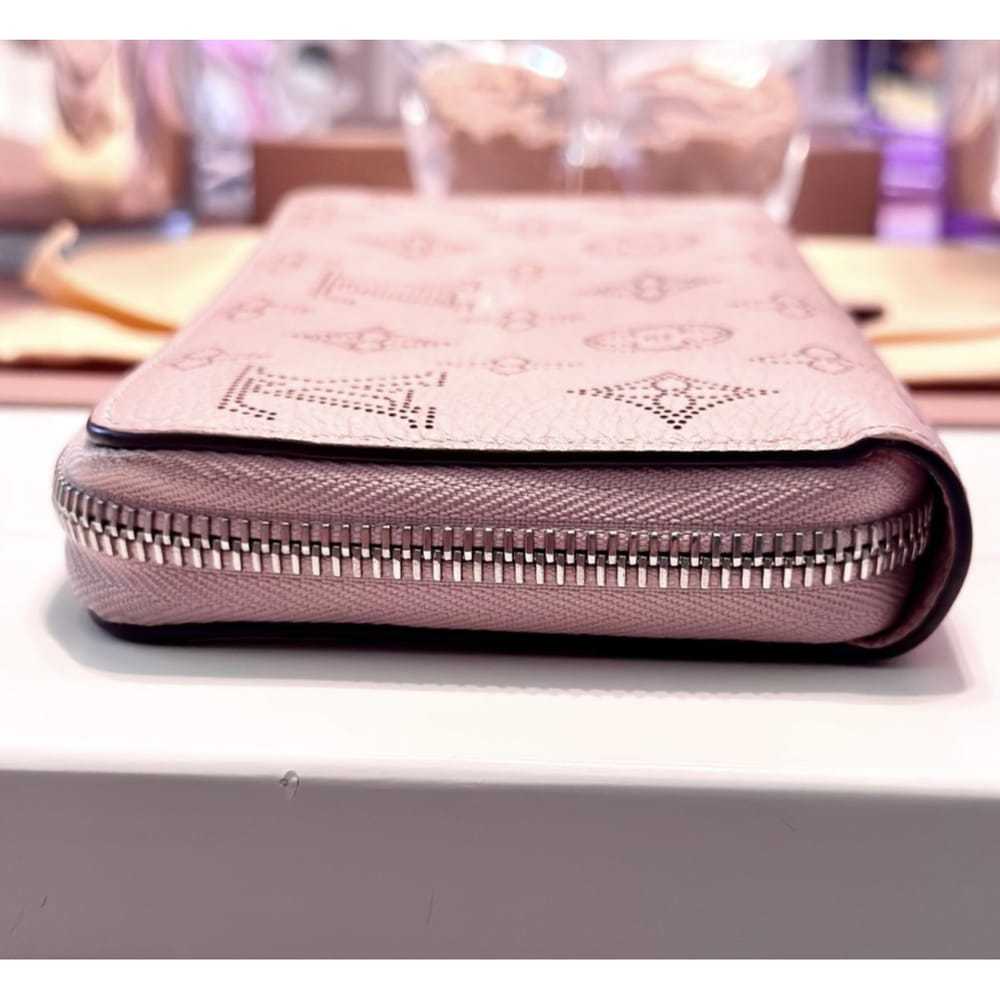 Louis Vuitton Zippy leather purse - image 6