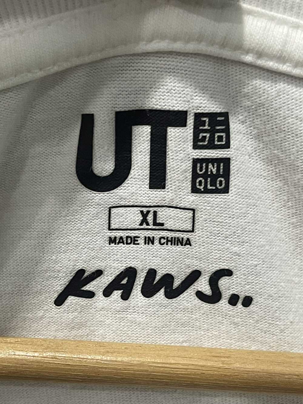 Kaws × Uniqlo RARE! Uniqlo x Kaws Tee - image 5