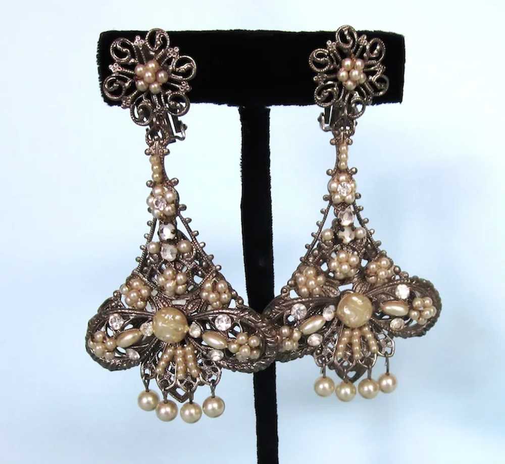 Spectacular Silver Filigree and Faux Pearl Chande… - image 2