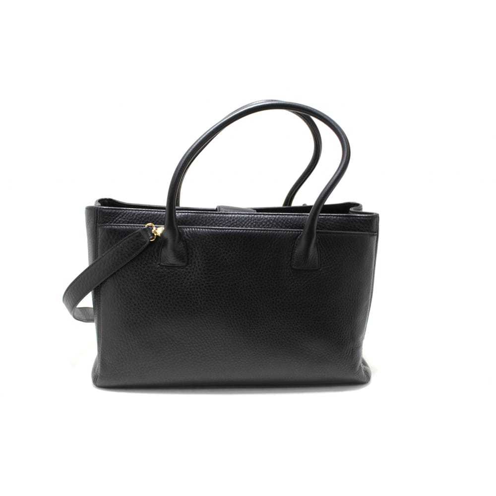 Chanel Executive leather handbag - image 2