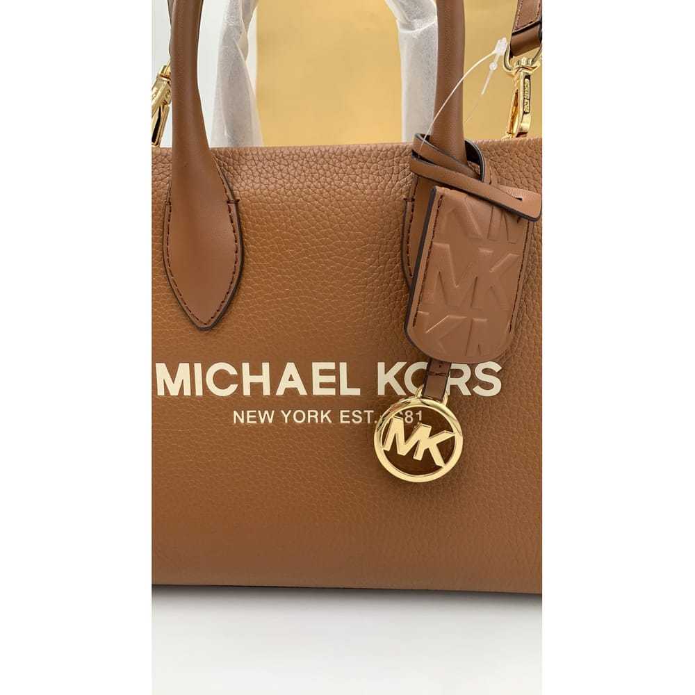 Michael Kors Leather tote - image 5