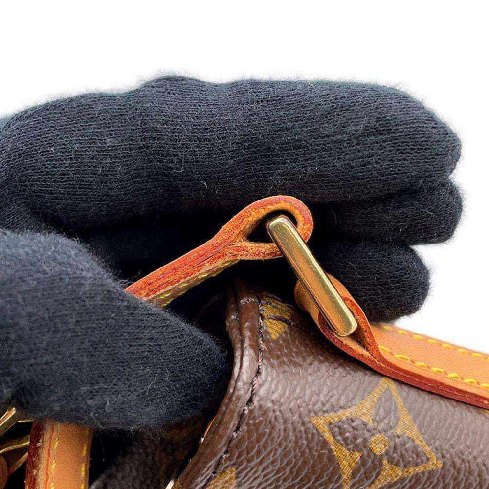 Louis Vuitton Trotteur leather handbag - image 10